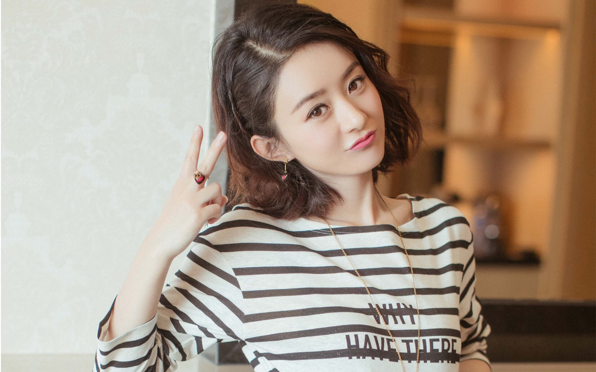 战术棋盘上的完美风暴,斯通斯化身中场大动脉,澳大利亚窒息式体系压制巴拉圭