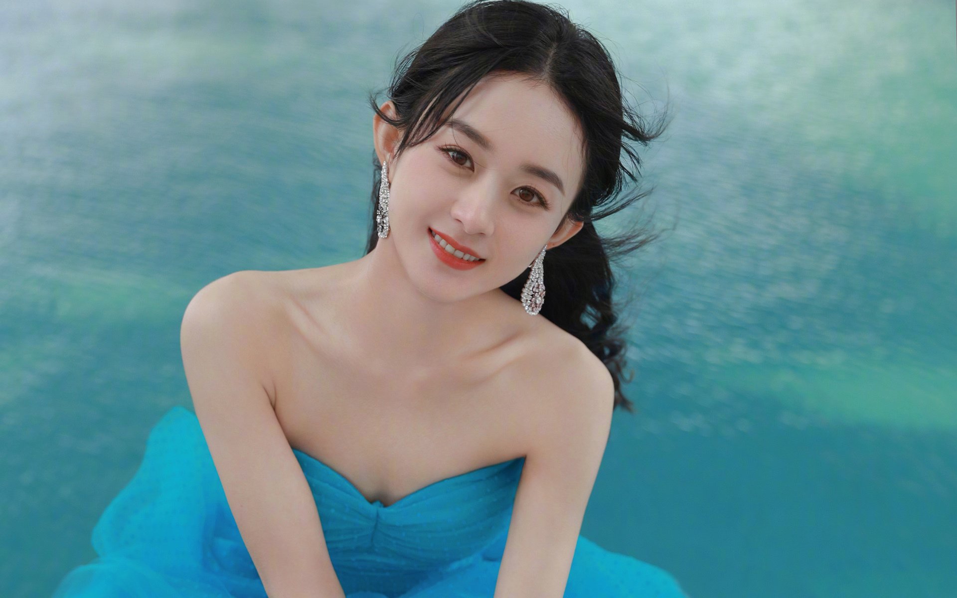 从碾压到加冕，当王朝余晖照亮新王之路